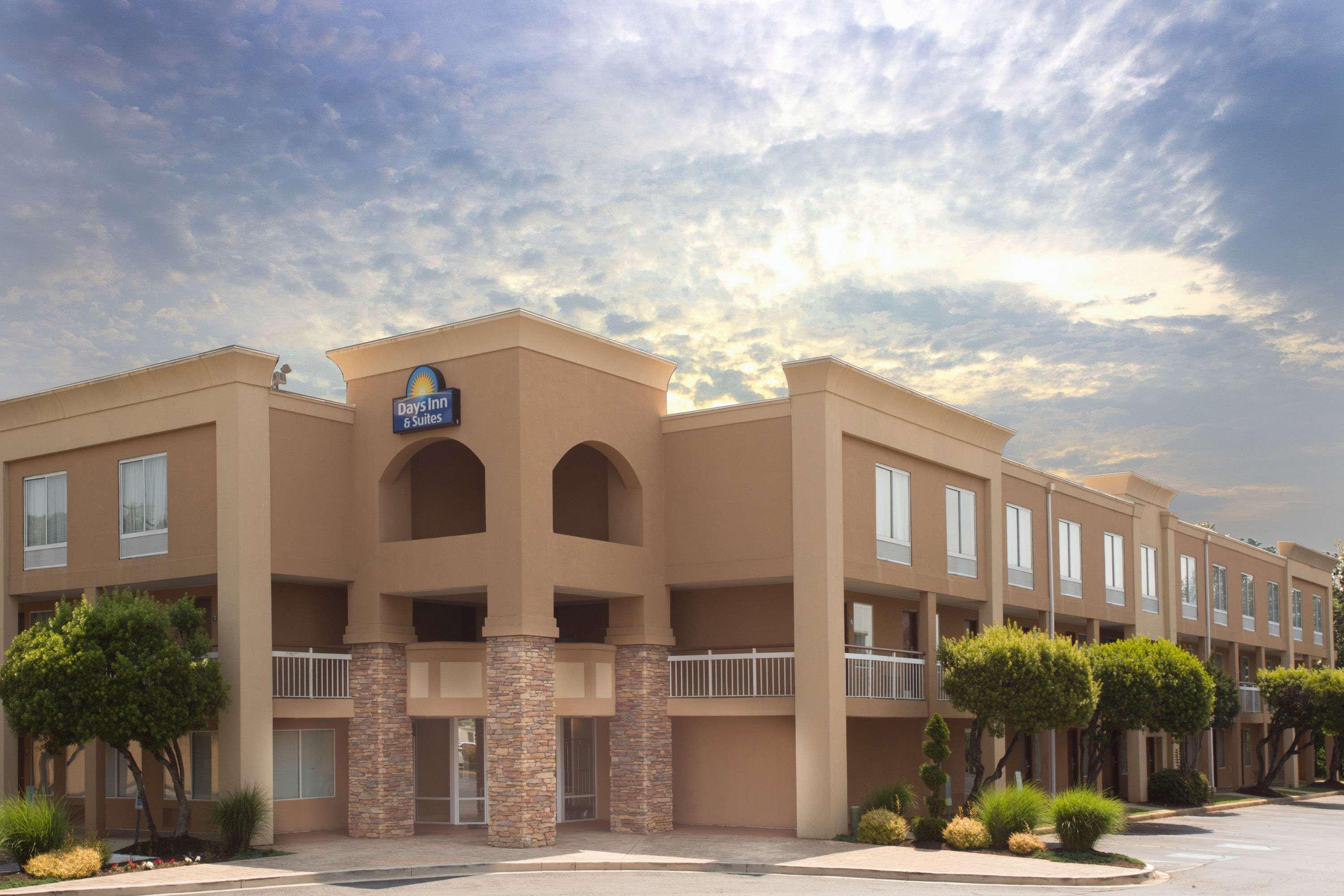 Days Inn By Wyndham Greenville Exterior foto