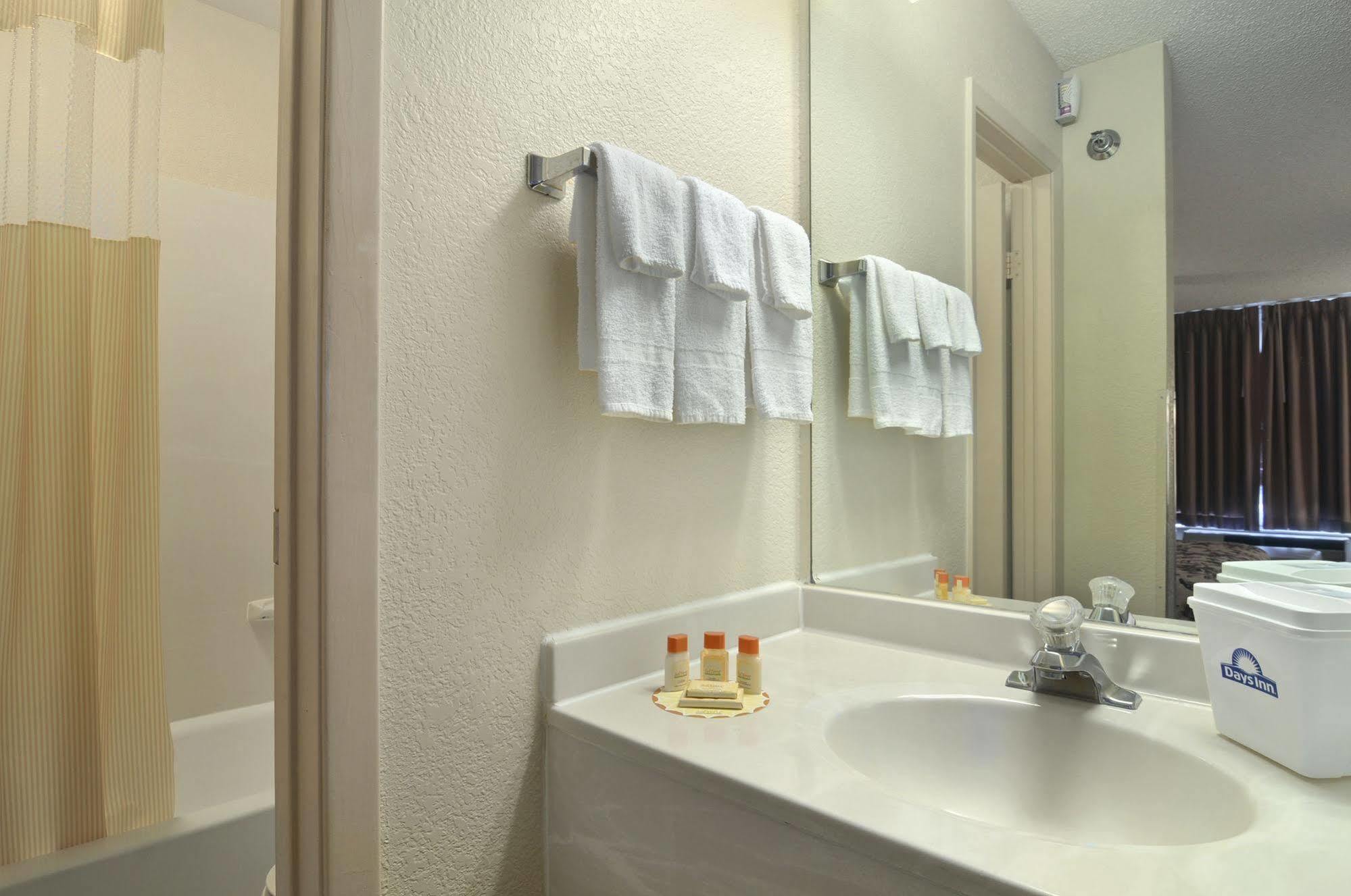 Days Inn By Wyndham Greenville Quarto foto